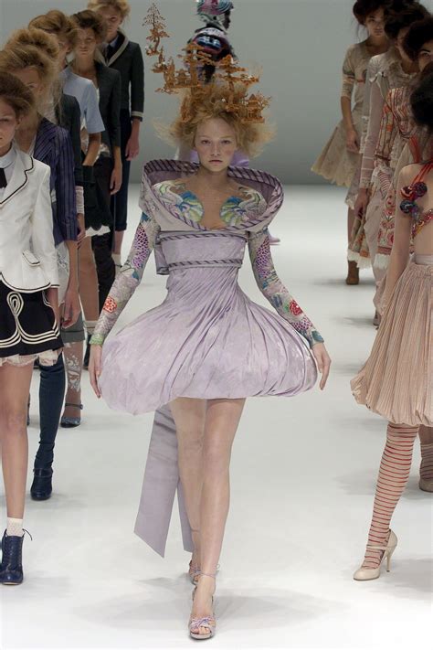 alexander mcqueen spring 2005